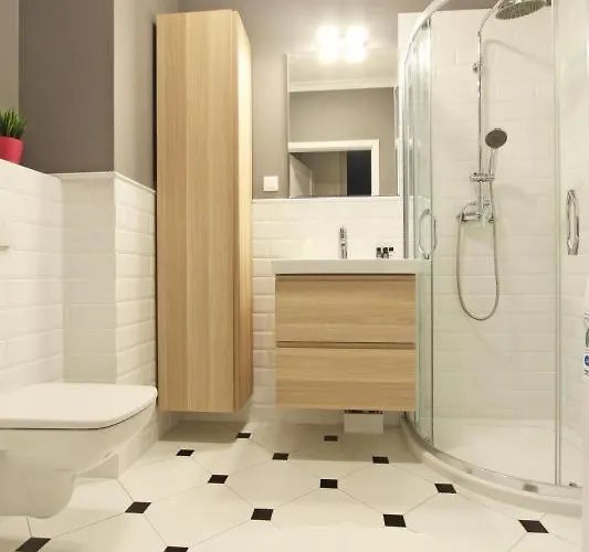 Jaktorowska * ורשה